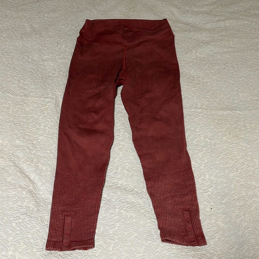 Aerie maroon leggings